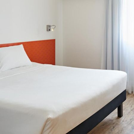 Ibis Styles Balneario Camboriu - 1 Quadra Do Mar Hotel Ngoại thất bức ảnh